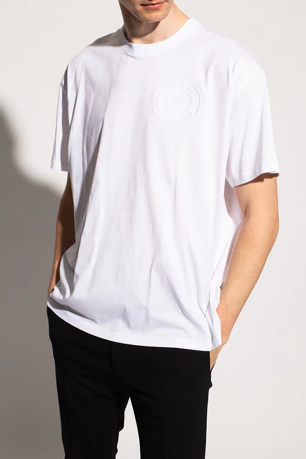Burberry 8042233 WHITE image 1