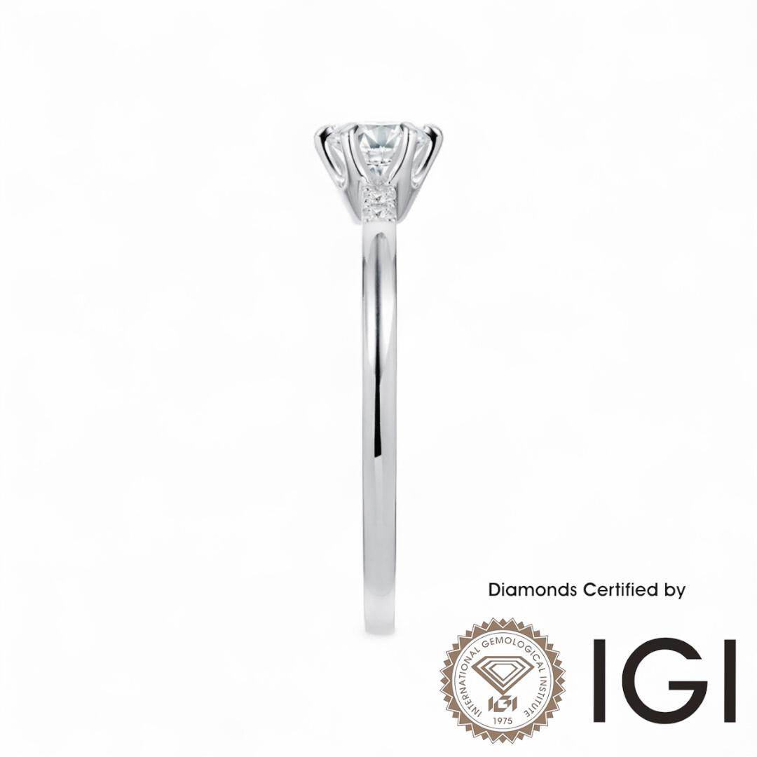 ASH046 Sidestone Lab Grown Diamond Ring D VVS1 VVS2 3EX IGI Certified - Madison Avenue Diamond