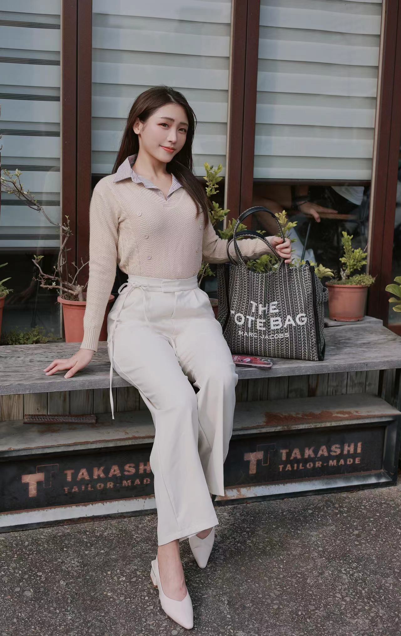 YT202311021TOPS image 0