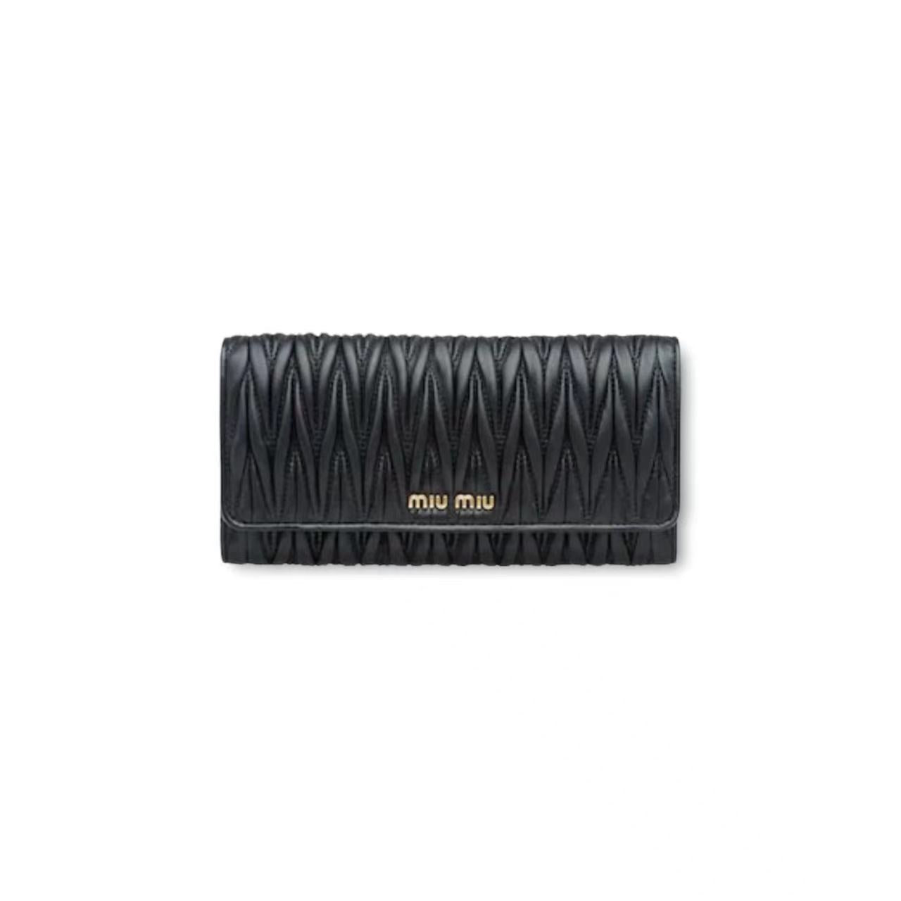 Large matelassé nappa leather wallet image 0
