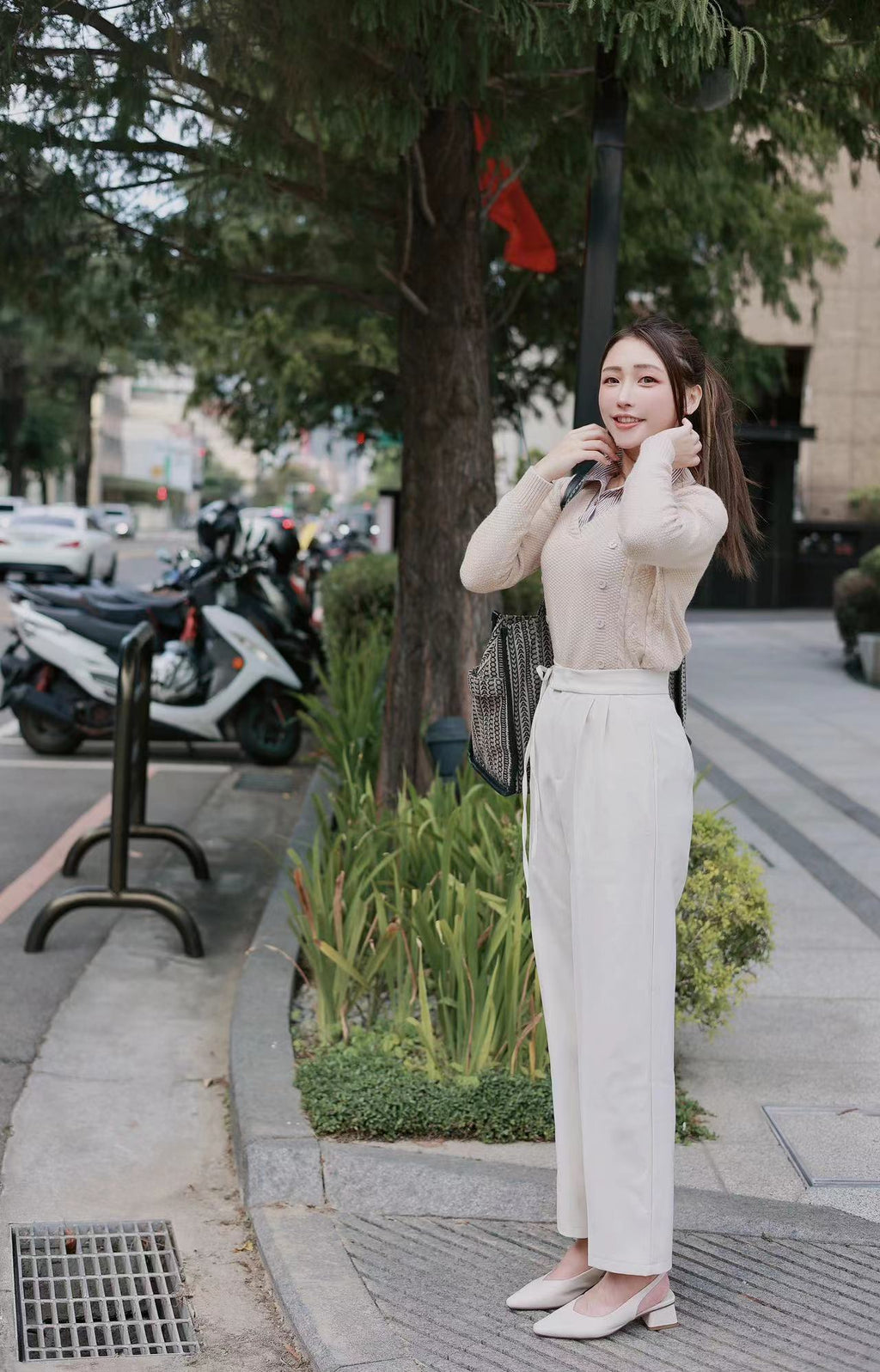 YT202311021TOPS image 2