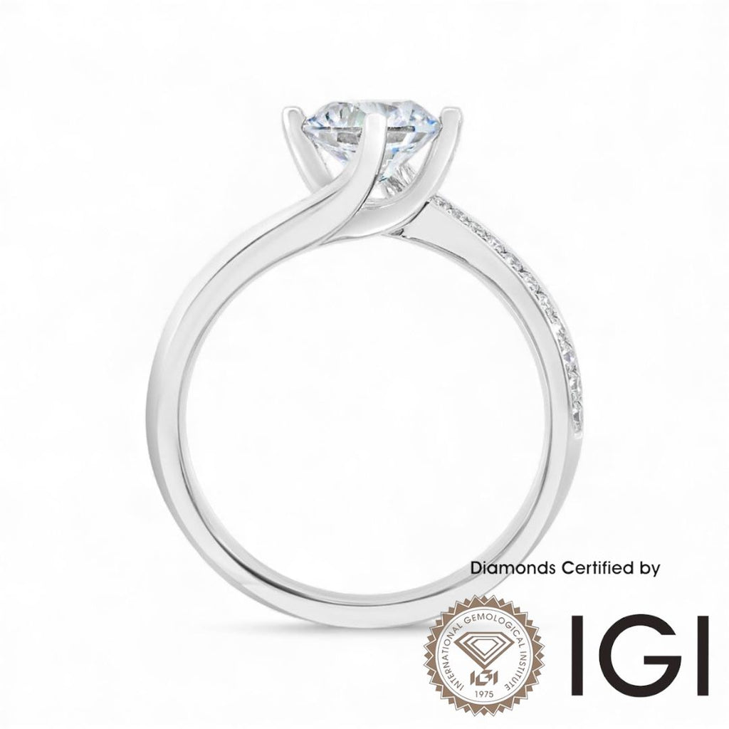 MadisonDia Signature Sidestone Ring 2ct E, VVS2, 3EX, IGI certified, 9K Lab-Grown Diamond Ring