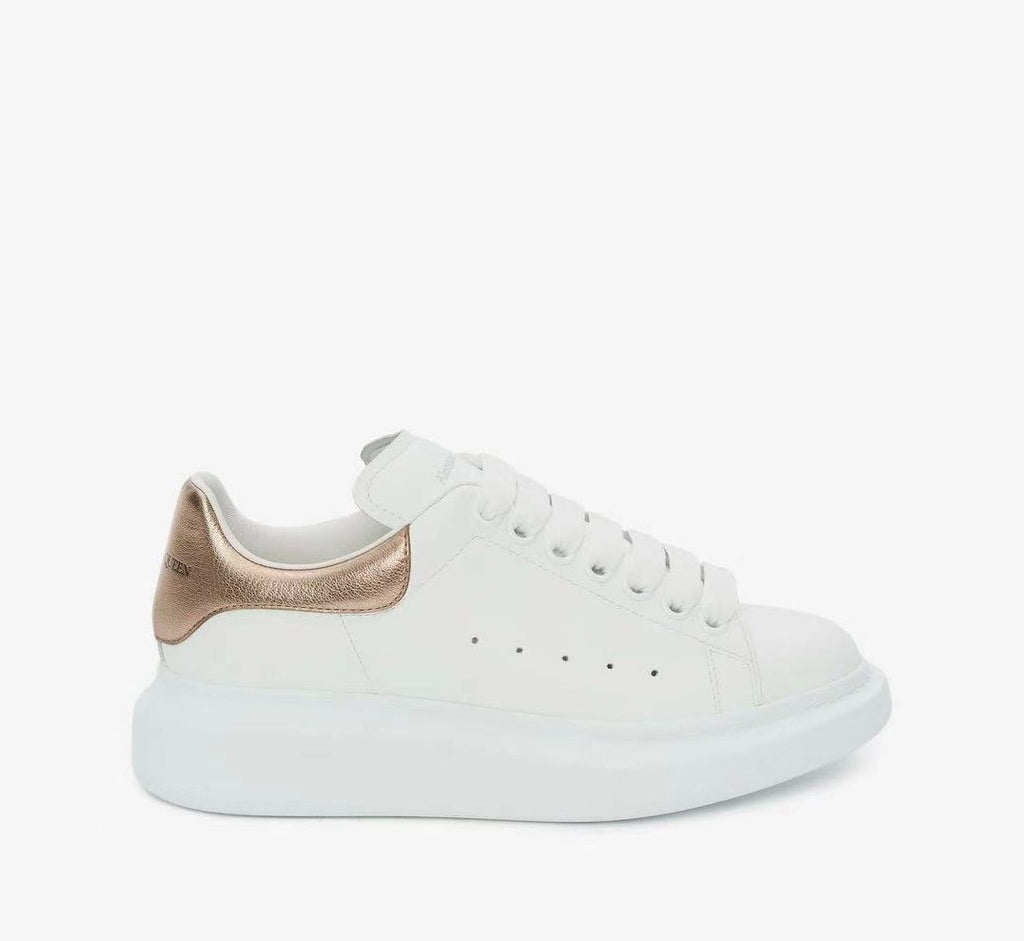 Women's Oversized Sneaker in White/rose Gold image 0