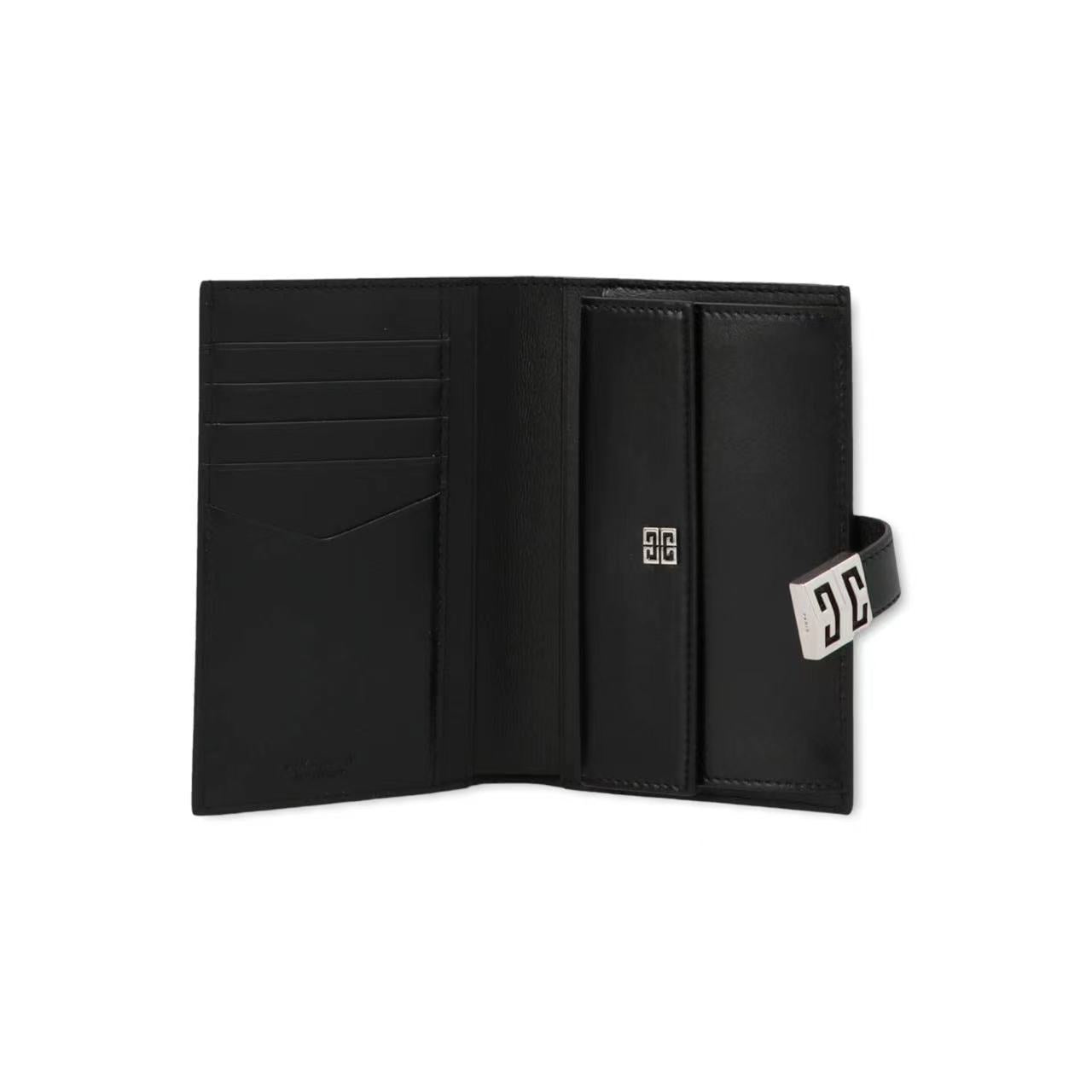 GIVENCHY BB60GZB15S 001 image 1
