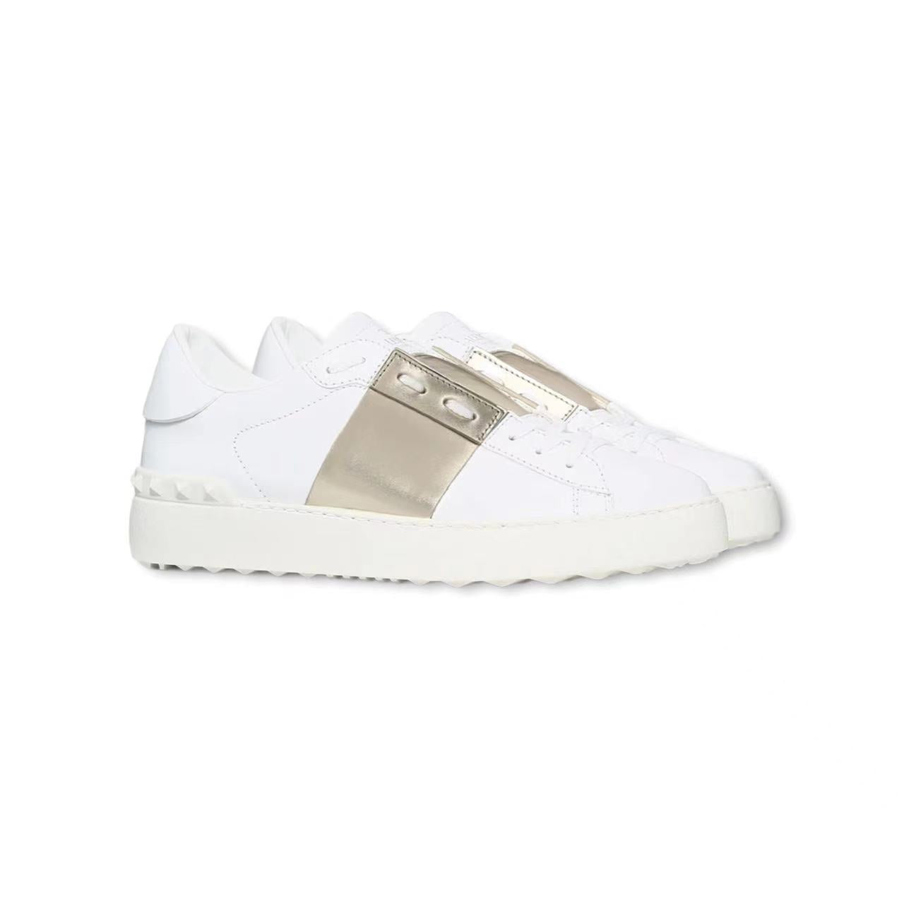 OPEN SNEAKER WITH METALLIC STRIPE image 1
