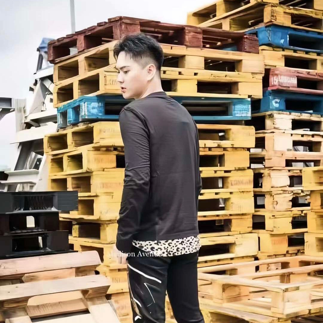 アレキサンダー・マックイーン | 公式ファッション通販 | Madison Avenue