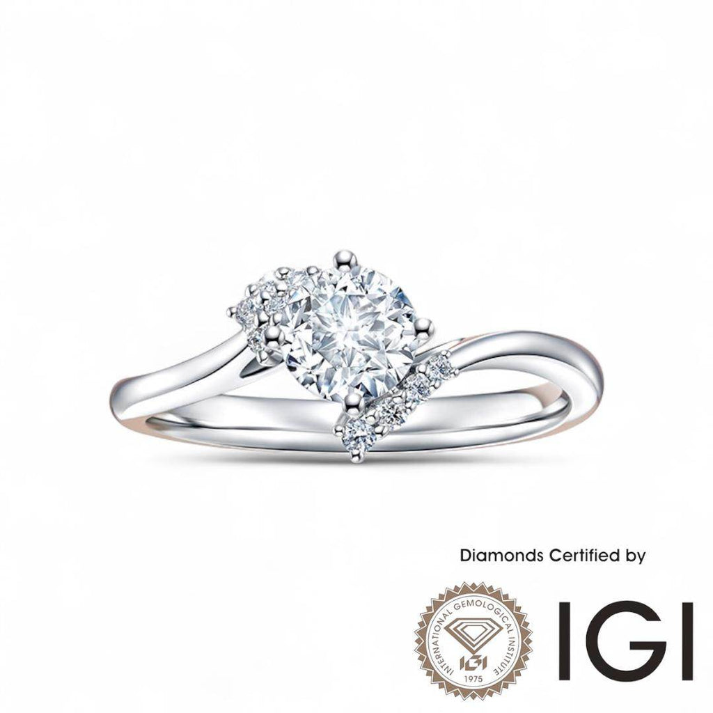 ASH030 Sidestone Lab Grown Diamond Ring D VVS1 VVS2 3EX IGI Certified - Madison Avenue Diamond